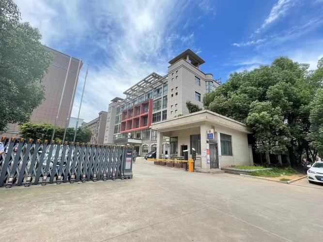 匠心造物，知行合一 探訪義烏市恒奇汽車用品廠教學(xué)演示用品